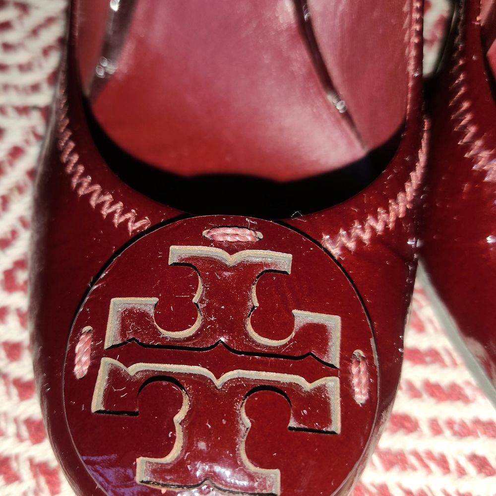 TORY BURCH Deep Red Heels - Picture 6 of 9